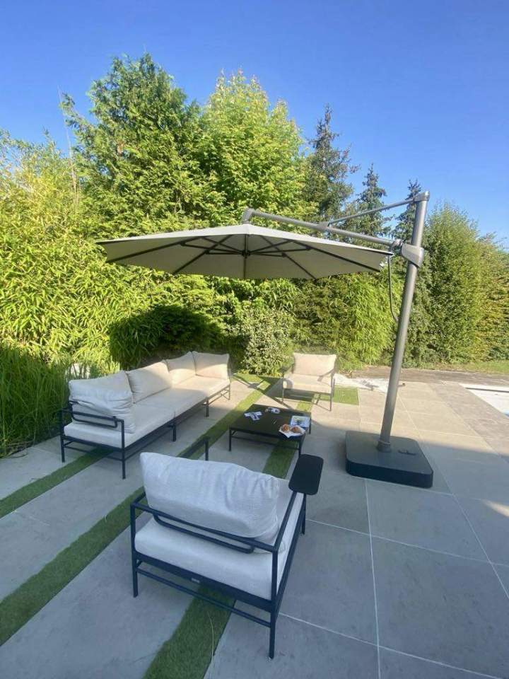 39208ef1 af27 4d86 a347 57de861f17c9