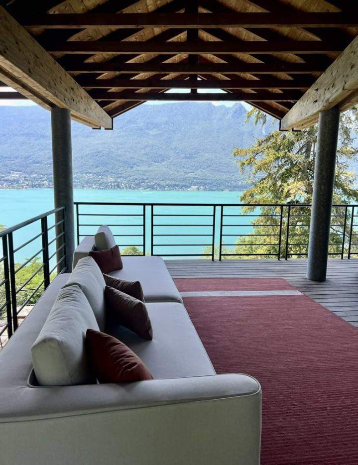 8b6d039e 611f 42db a832 ccbcec8da7d7