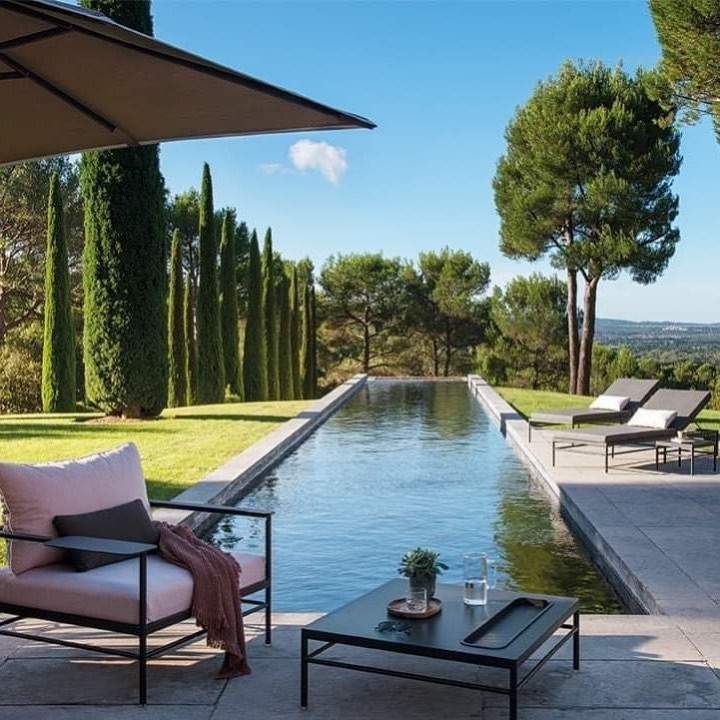 Aménagement de mobilier pour professionnels Voglans