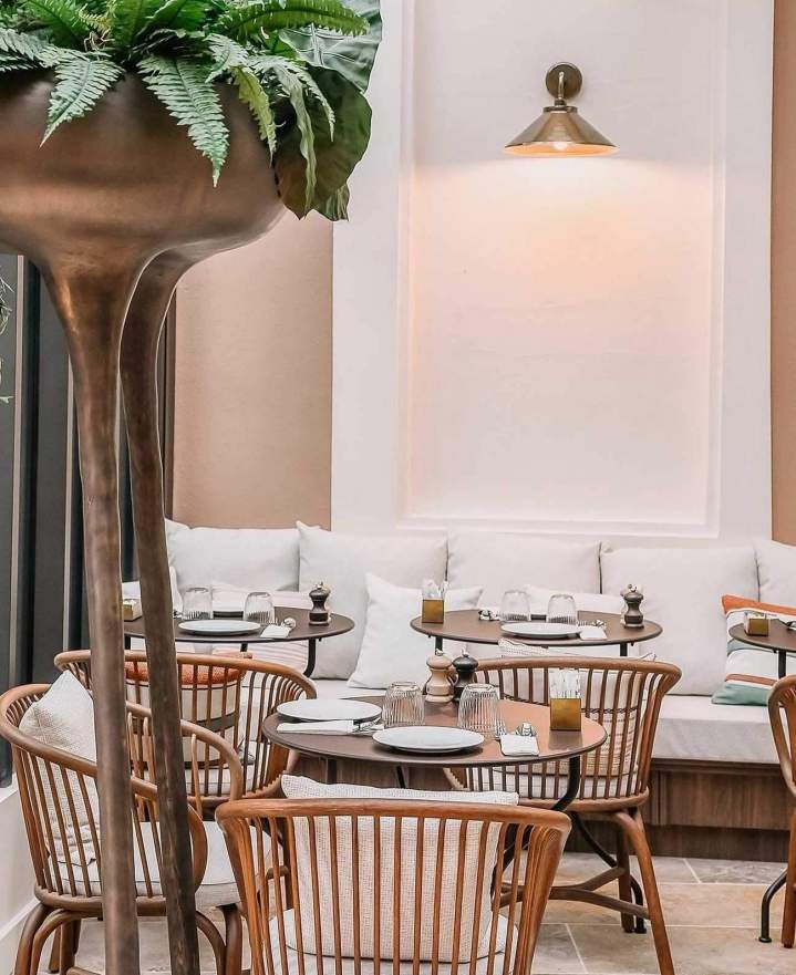 Aménagement de mobilier pour professionnels Voglans