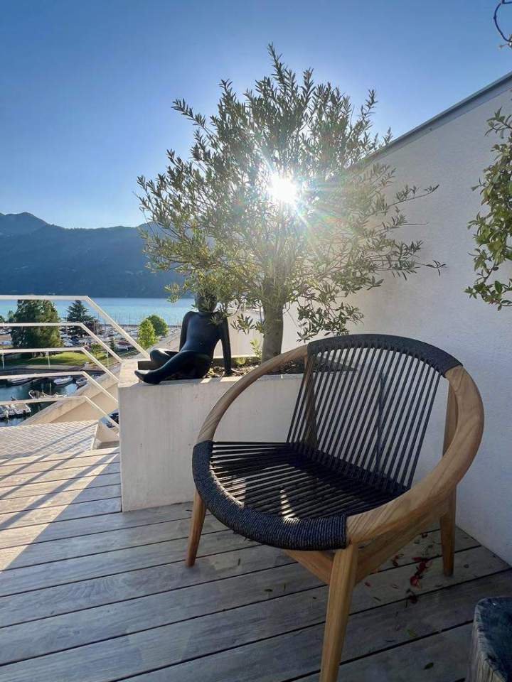 a96ffc4e 0dd6 45b0 b162 32b2f9819f67