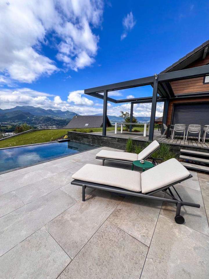 c670fcc1 5cce 4432 8c70 a825bc1a2de6